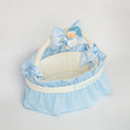 Carica l'immagine nel visualizzatore della galleria, Cesta-nascita-manico-maschietto-velluto-azzurro1