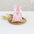 Carica l'immagine nel visualizzatore della galleria, Sacchetto portaconfetti ELEGANT con charms bimba